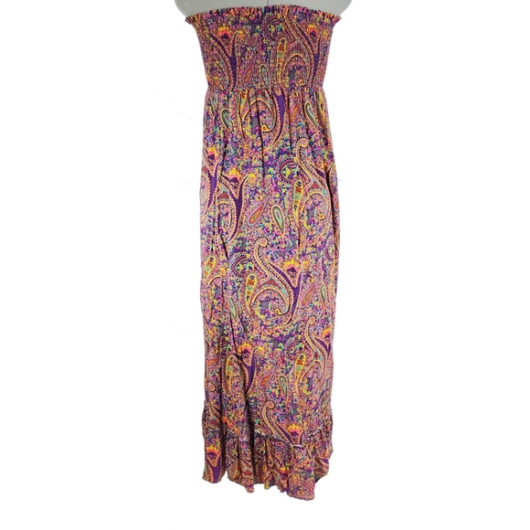 SOLD: Sleeveless paisley maxi dress size small - Picture 2 of 5